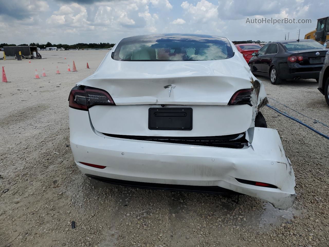 2021 Tesla Model 3  White vin: 5YJ3E1EA0MF982903