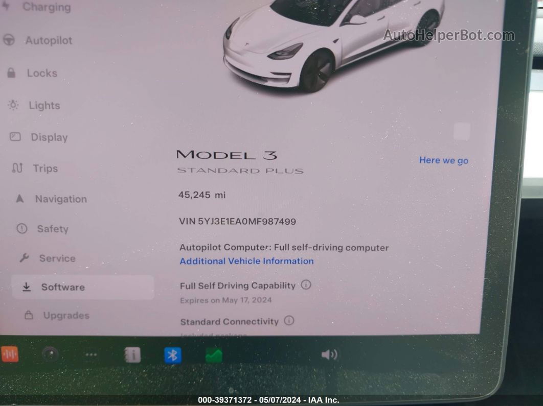 2021 Tesla Model 3 Standard Range Plus Rear-wheel Drive White vin: 5YJ3E1EA0MF987499