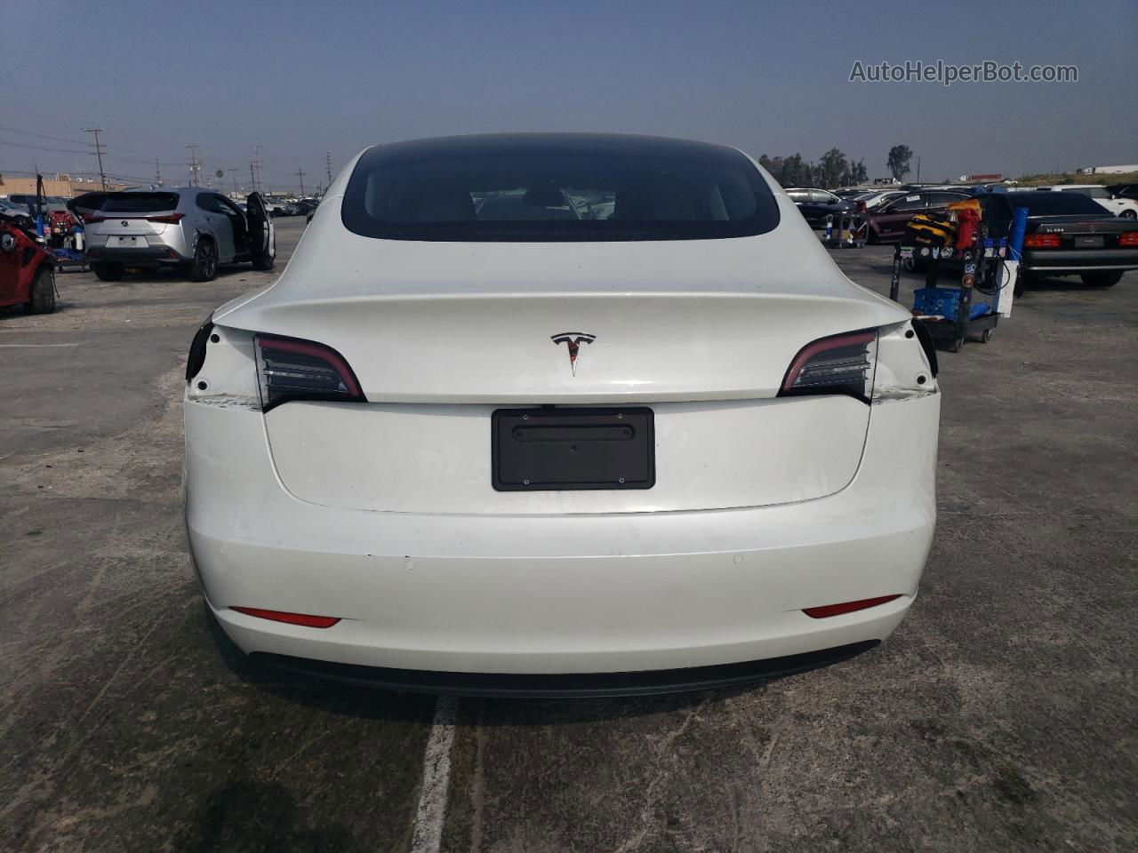 2022 Tesla Model 3  White vin: 5YJ3E1EA0NF117169