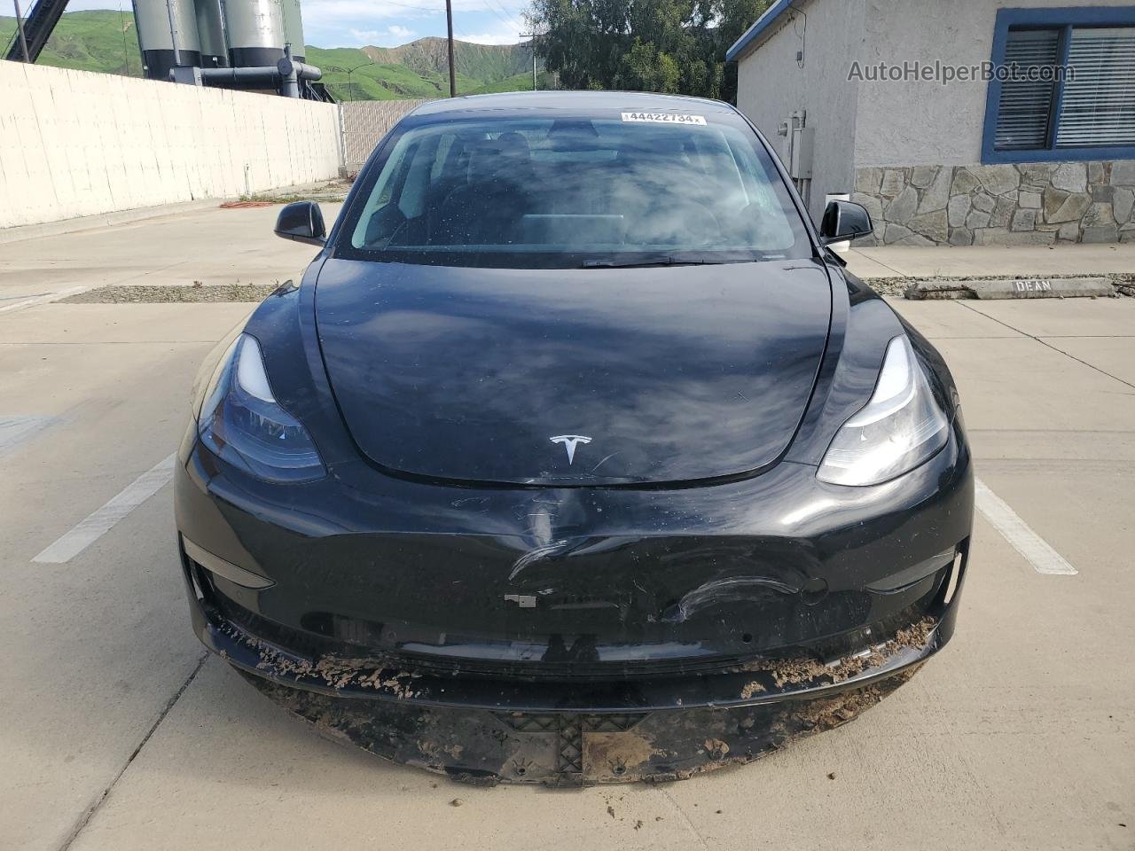 2022 Tesla Model 3  Черный vin: 5YJ3E1EA0NF210662