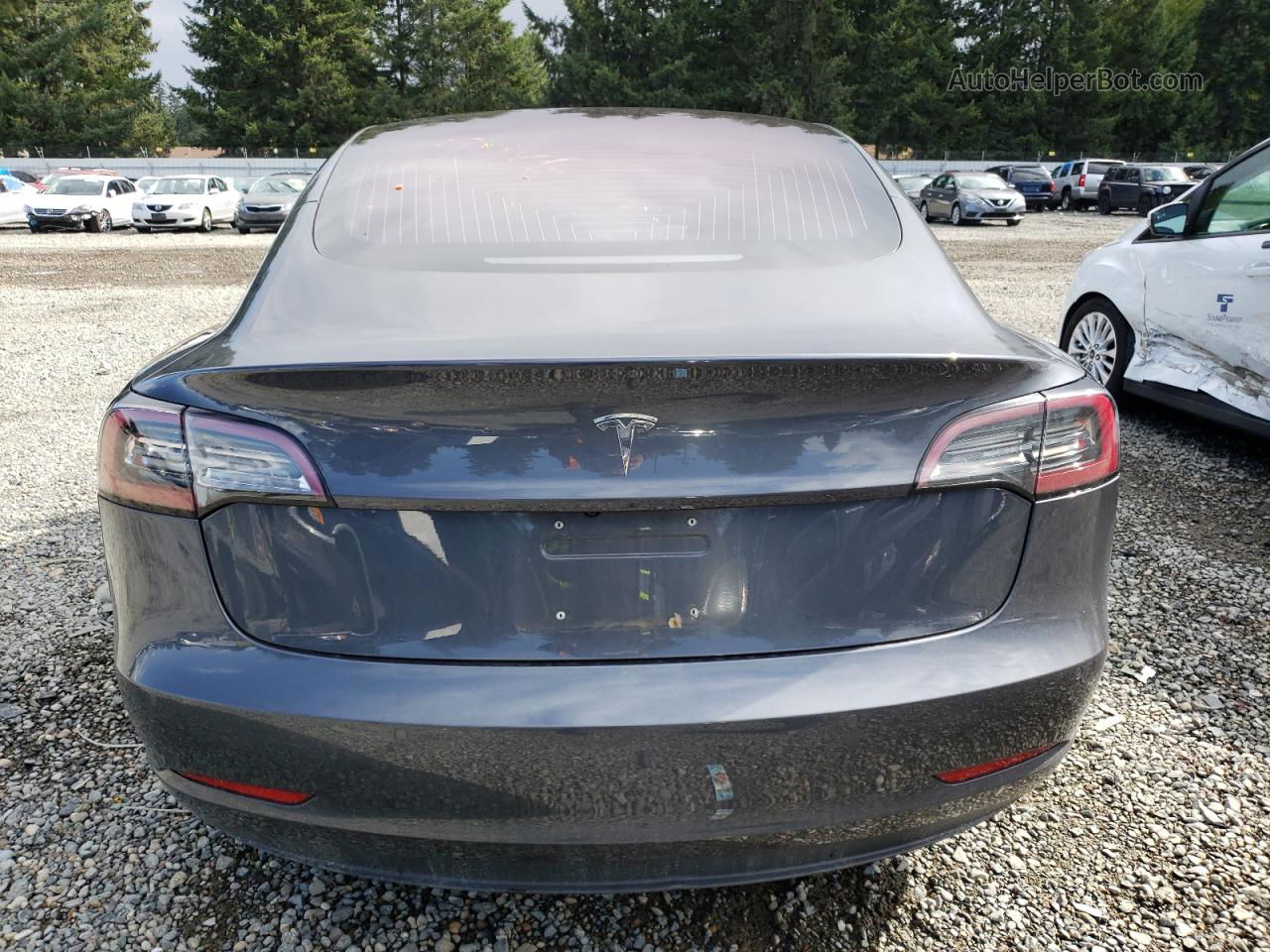 2018 Tesla Model 3  Серебряный vin: 5YJ3E1EA1JF046493