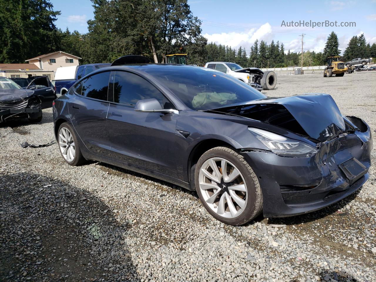 2018 Tesla Model 3  Серебряный vin: 5YJ3E1EA1JF046493