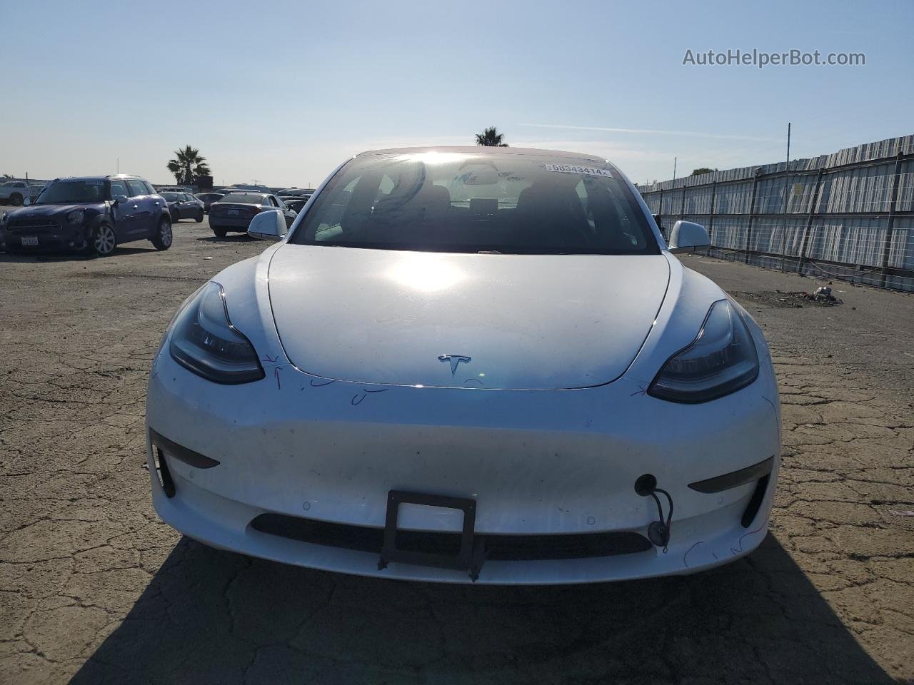 2018 Tesla Model 3  White vin: 5YJ3E1EA1JF162485