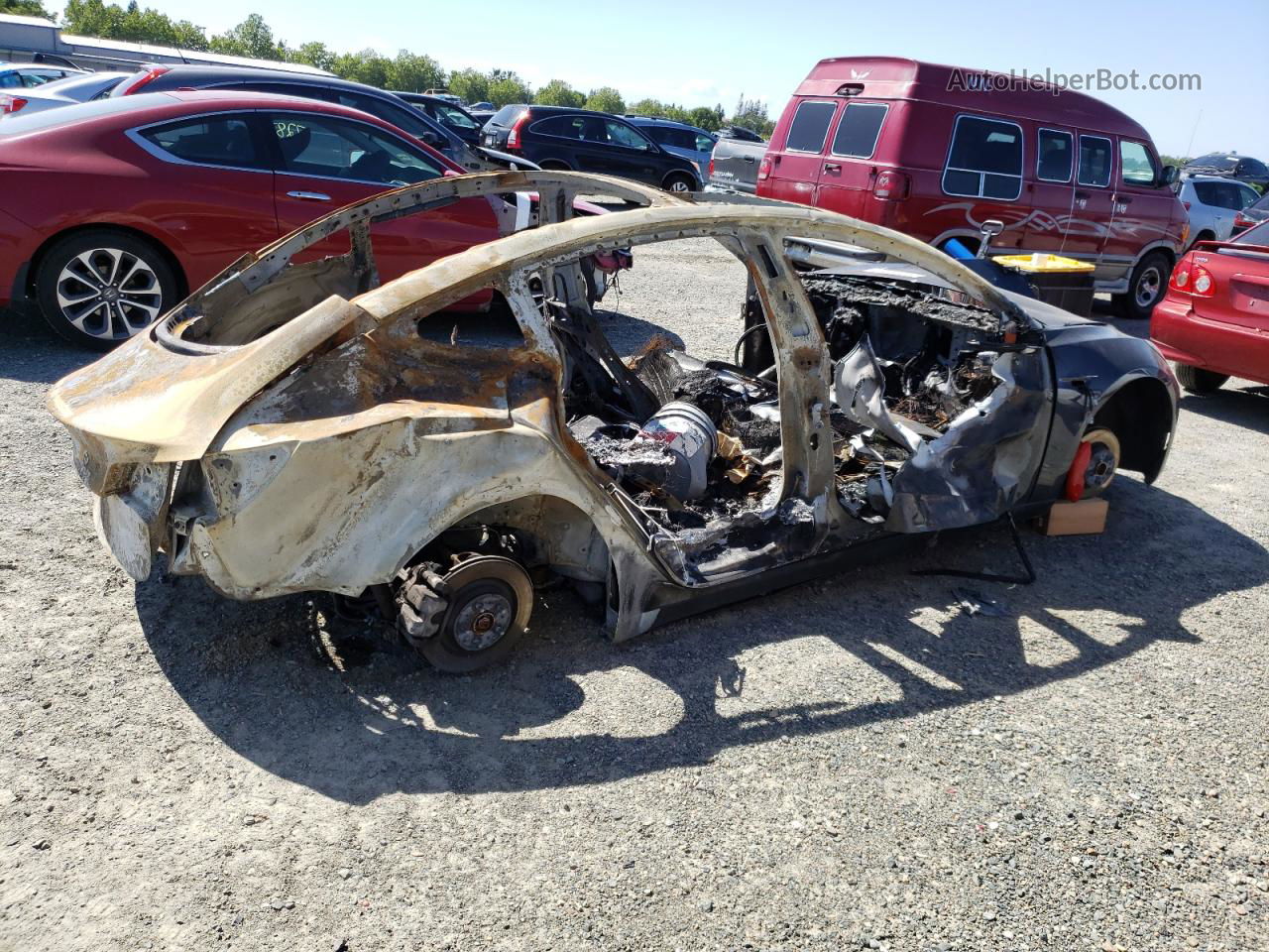 2019 Tesla Model 3  Burn vin: 5YJ3E1EA1KF301855