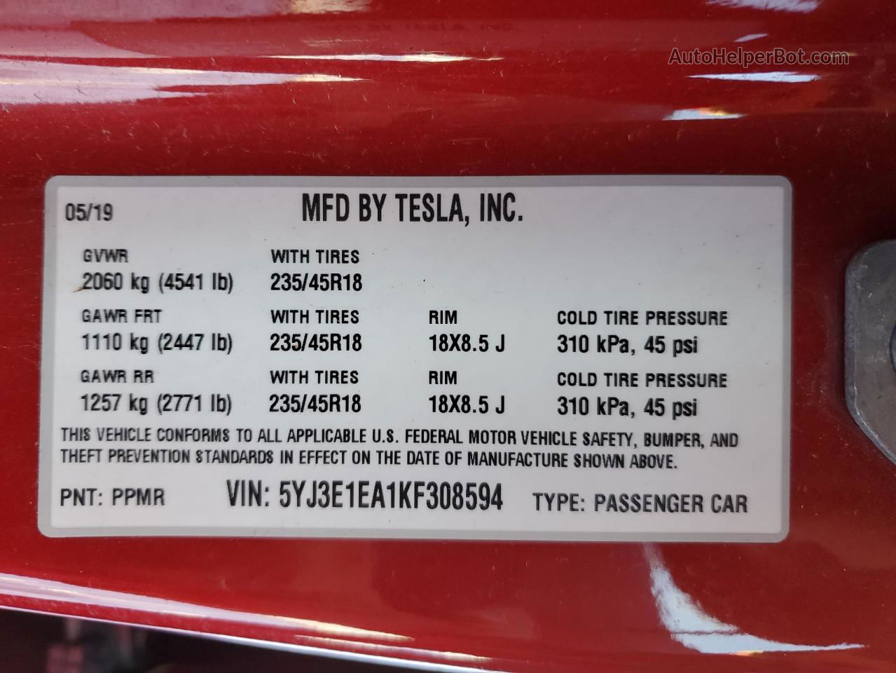 2019 Tesla Model 3  Red vin: 5YJ3E1EA1KF308594