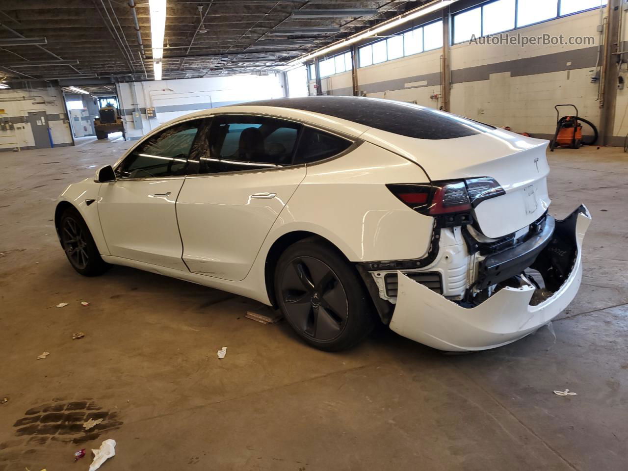 2019 Tesla Model 3  White vin: 5YJ3E1EA1KF309860