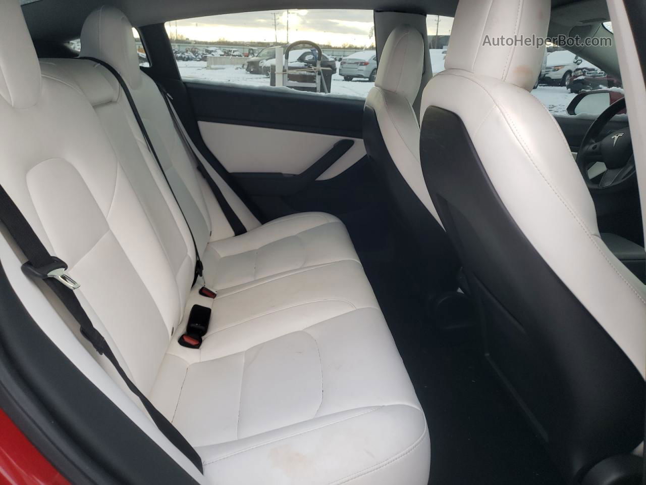 2019 Tesla Model 3  Red vin: 5YJ3E1EA1KF402765