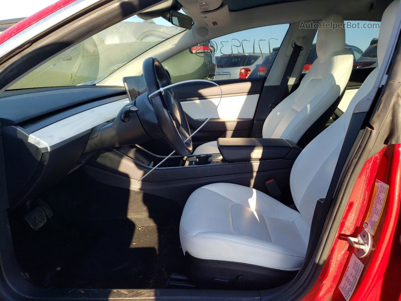 2019 Tesla Model 3  Red vin: 5YJ3E1EA1KF402765