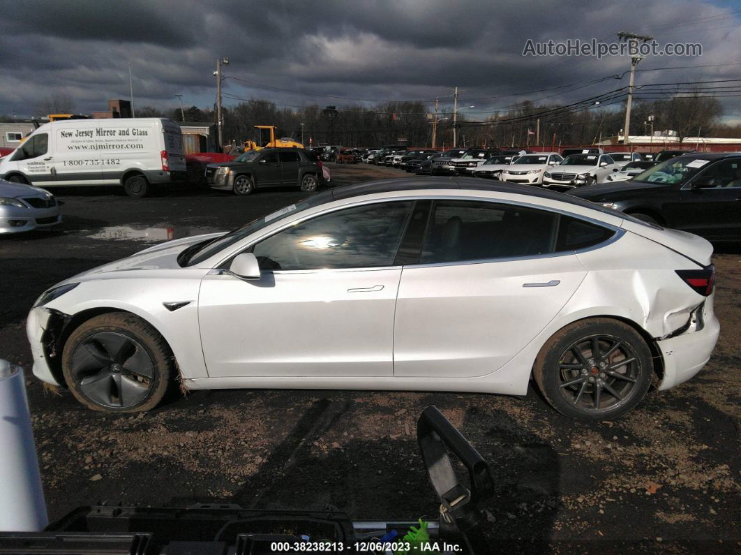 2019 Tesla Model 3 Standard Range/standard Range Plus/long Range/mid Range White vin: 5YJ3E1EA1KF426371