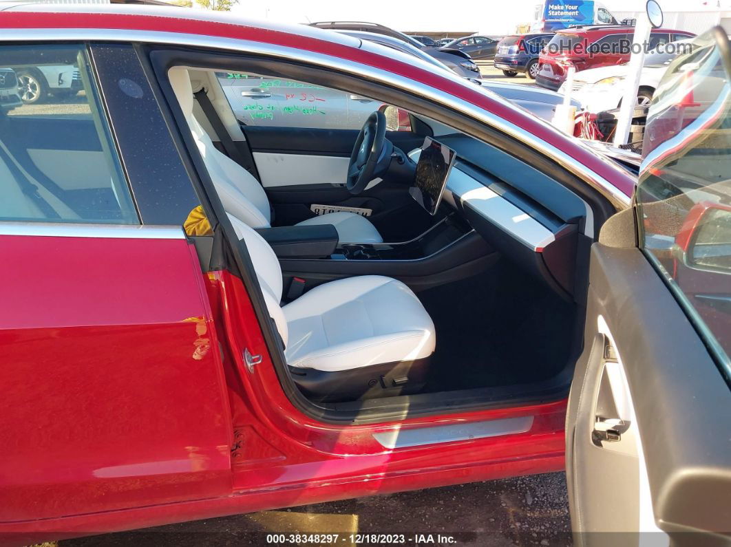 2020 Tesla Model 3   Burgundy vin: 5YJ3E1EA1LF615796