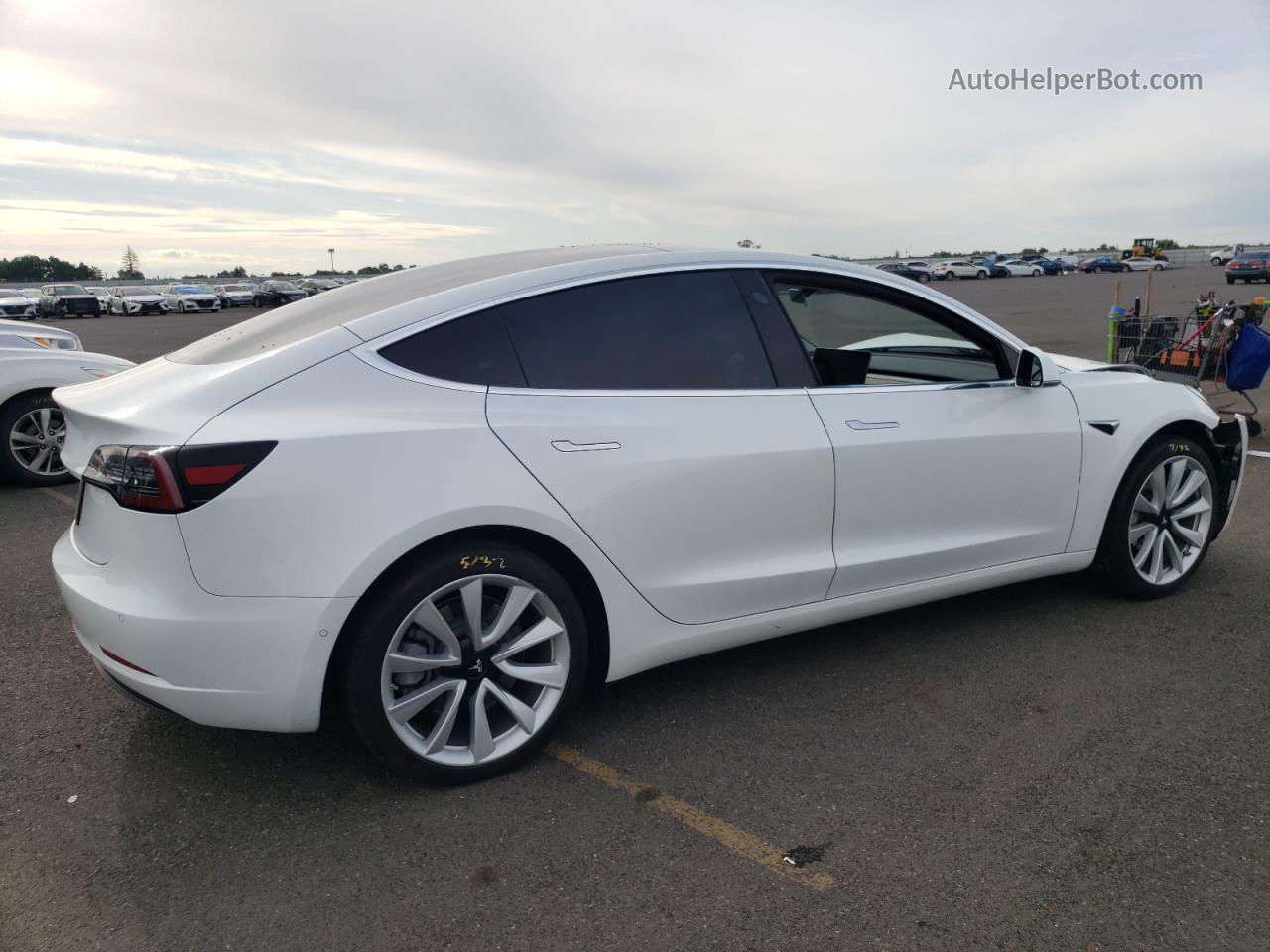 2020 Tesla Model 3  White vin: 5YJ3E1EA1LF708981