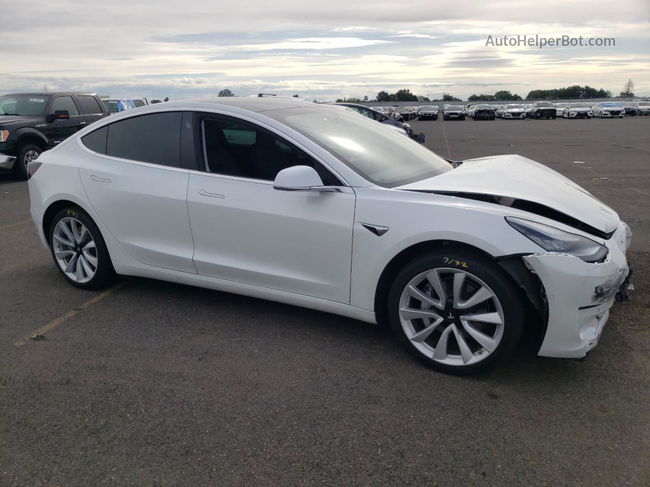 2020 Tesla Model 3  White vin: 5YJ3E1EA1LF708981