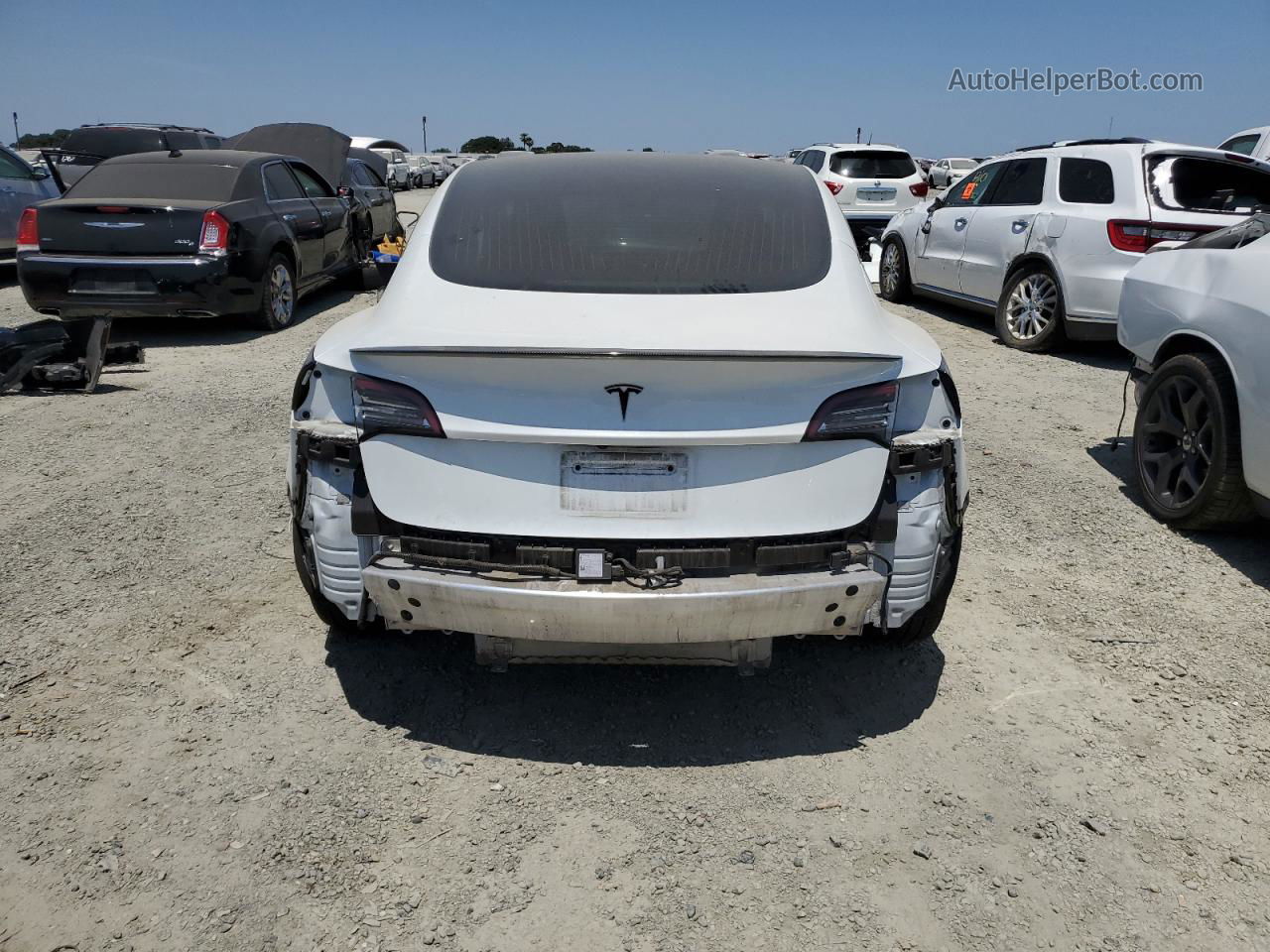 2020 Tesla Model 3  White vin: 5YJ3E1EA1LF744945