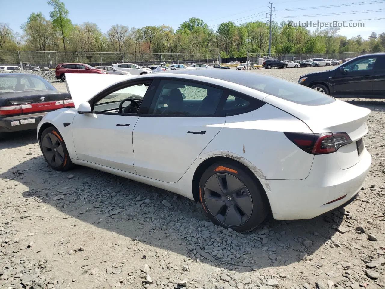 2022 Tesla Model 3  White vin: 5YJ3E1EA1NF244111