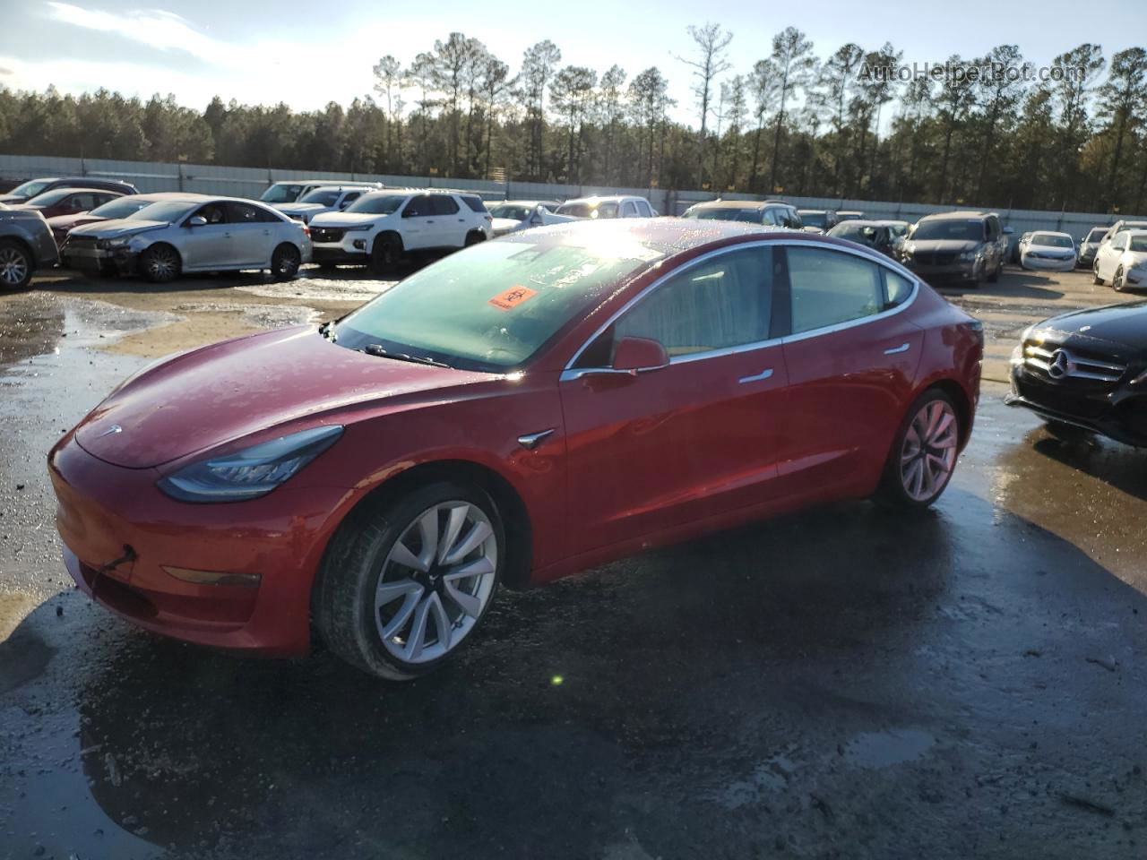 2018 Tesla Model 3  Red vin: 5YJ3E1EA2JF018024