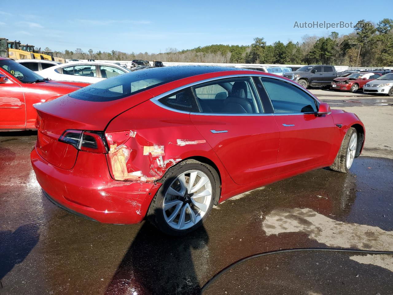 2018 Tesla Model 3  Red vin: 5YJ3E1EA2JF018024