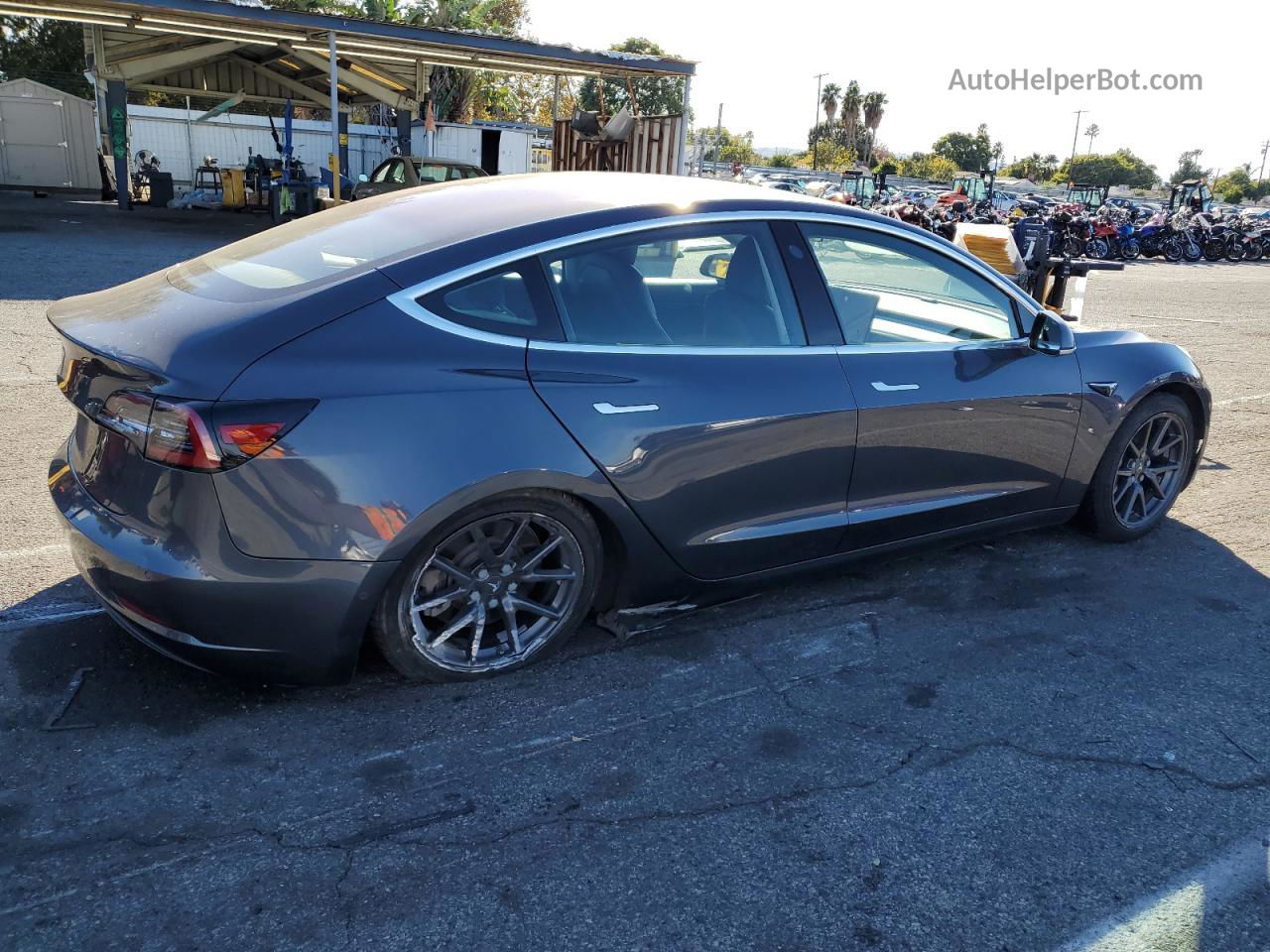 2018 Tesla Model 3  Угольный vin: 5YJ3E1EA2JF039861