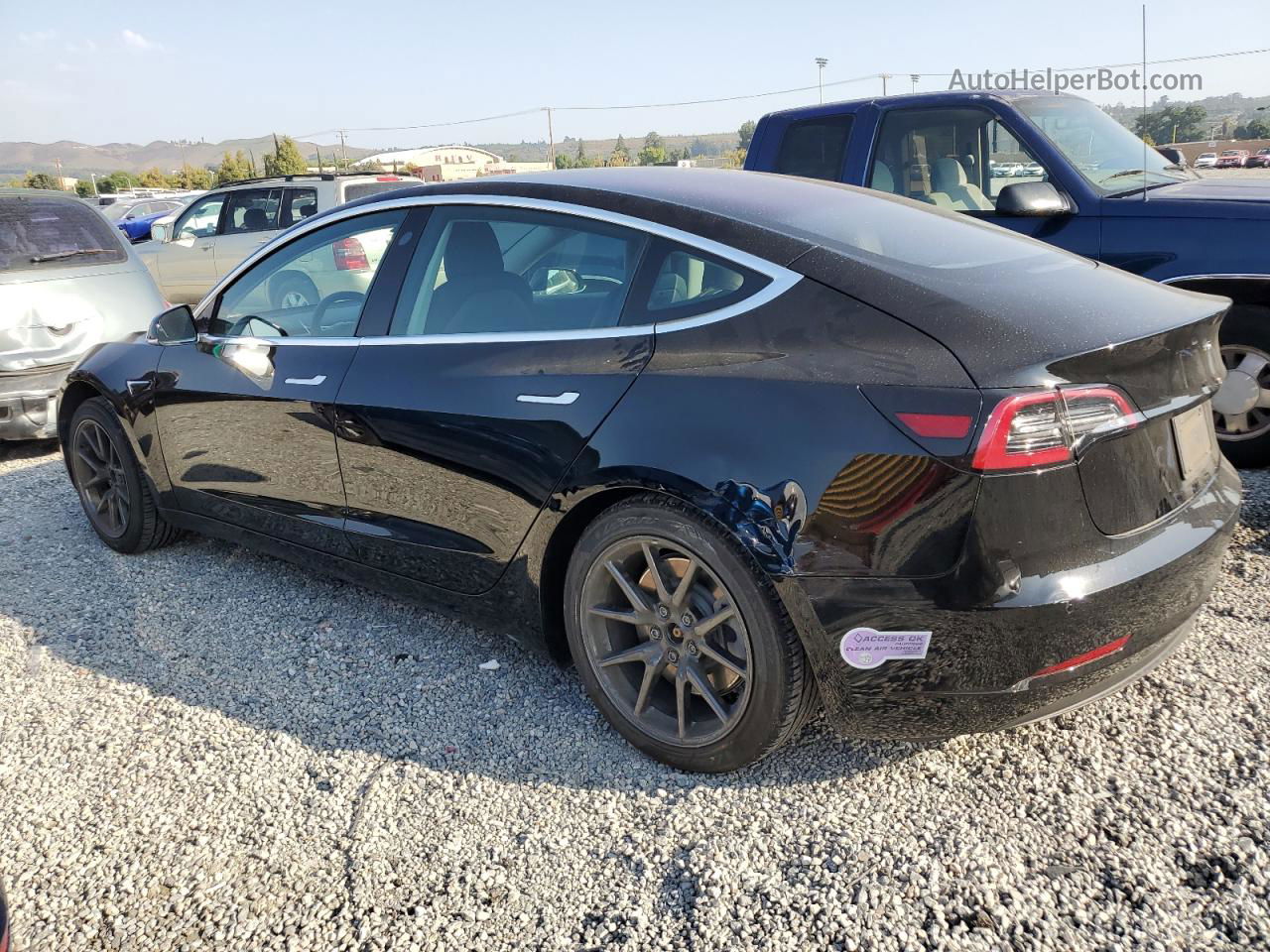 2018 Tesla Model 3  Black vin: 5YJ3E1EA2JF172023