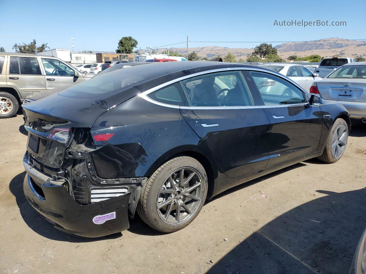 2019 Tesla Model 3  Черный vin: 5YJ3E1EA2KF193200