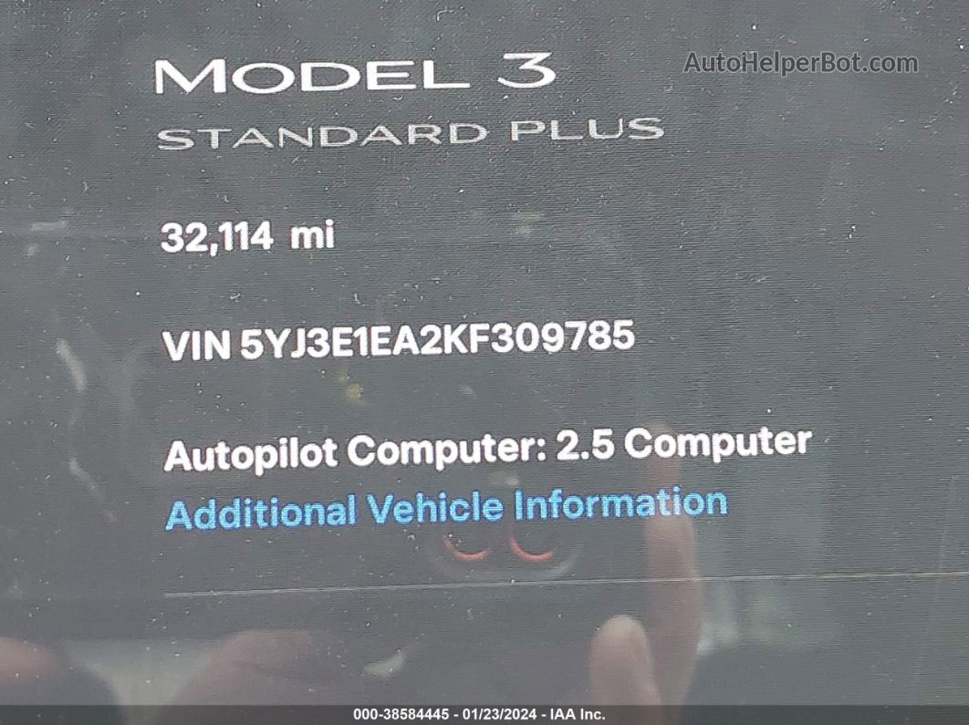 2019 Tesla Model 3 Long Range/mid Range/standard Range/standard Range Plus Белый vin: 5YJ3E1EA2KF309785