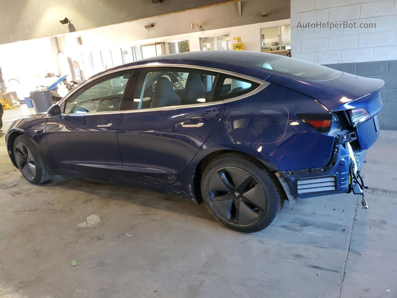 2019 Tesla Model 3  Синий vin: 5YJ3E1EA2KF312508