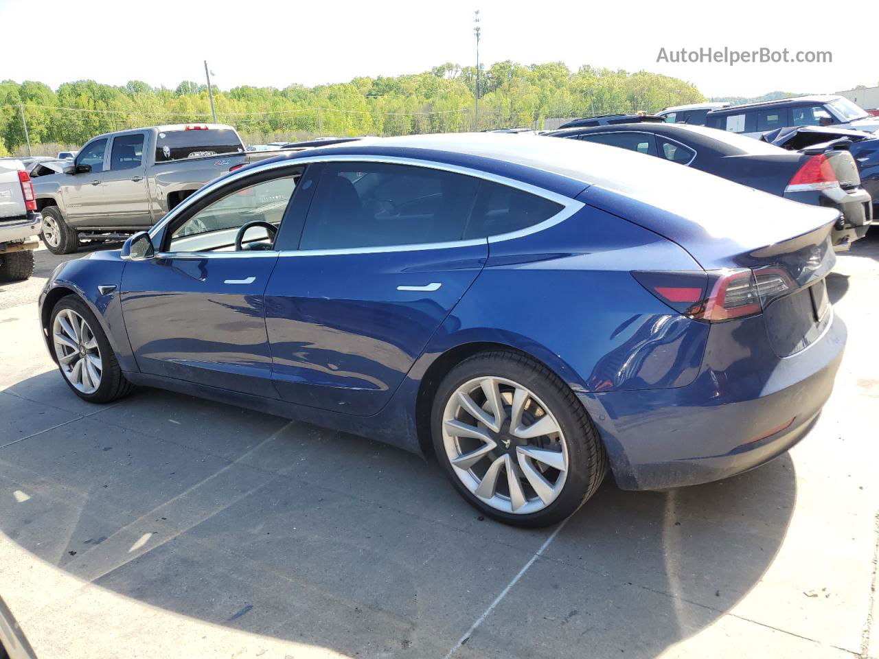 2019 Tesla Model 3  Синий vin: 5YJ3E1EA2KF331981