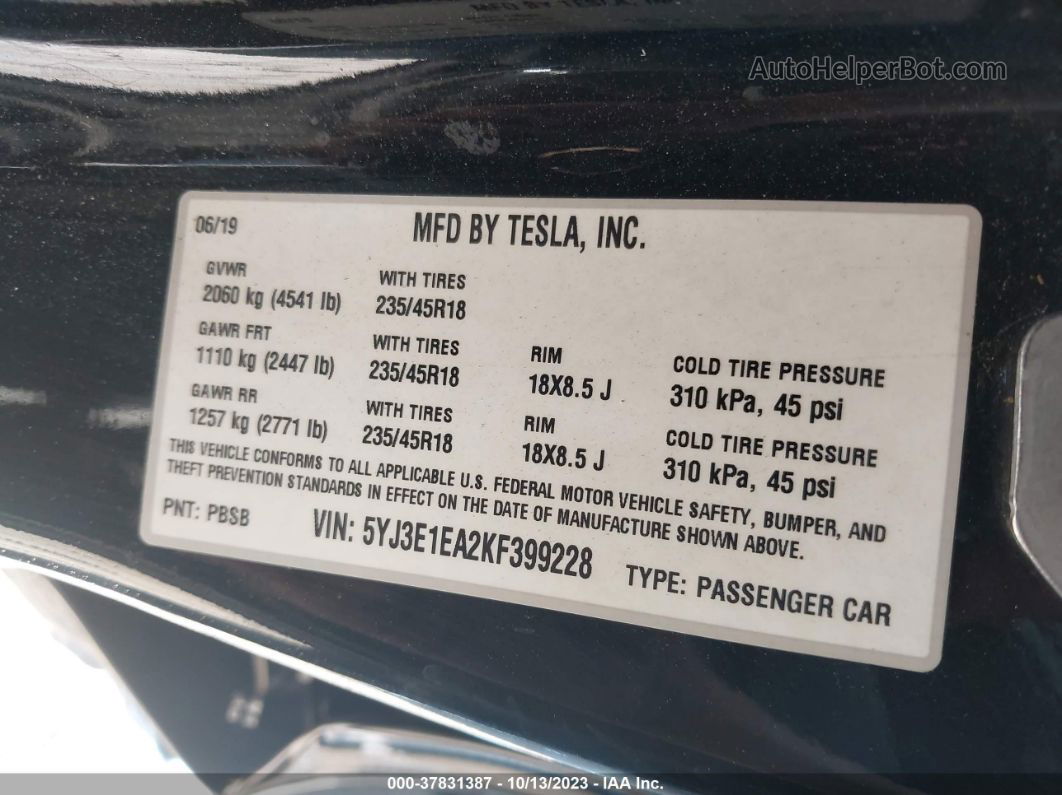 2019 Tesla Model 3 Range Черный vin: 5YJ3E1EA2KF399228