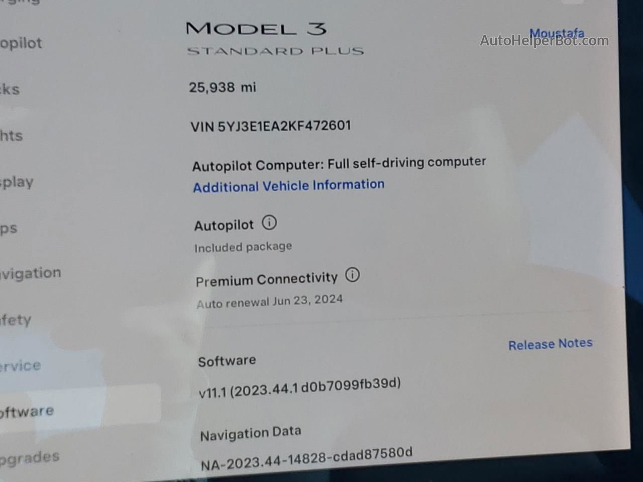 2019 Tesla Model 3  White vin: 5YJ3E1EA2KF472601