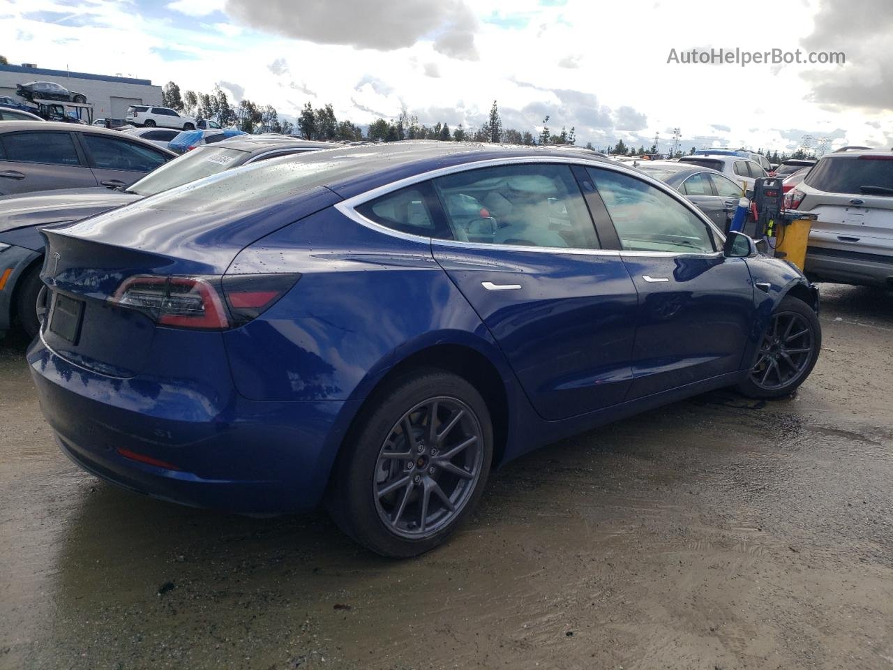 2019 Tesla Model 3  Blue vin: 5YJ3E1EA2KF509050