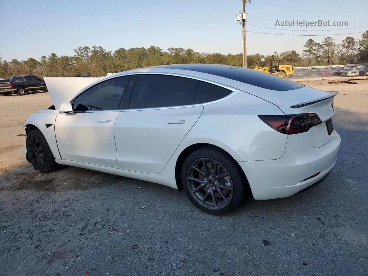 2020 Tesla Model 3  White vin: 5YJ3E1EA2LF613166