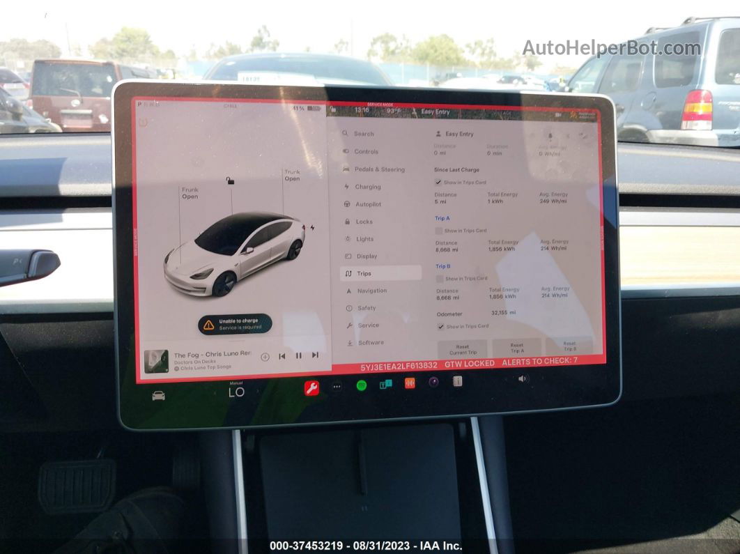 2020 Tesla Model 3 Standard Range Белый vin: 5YJ3E1EA2LF613832