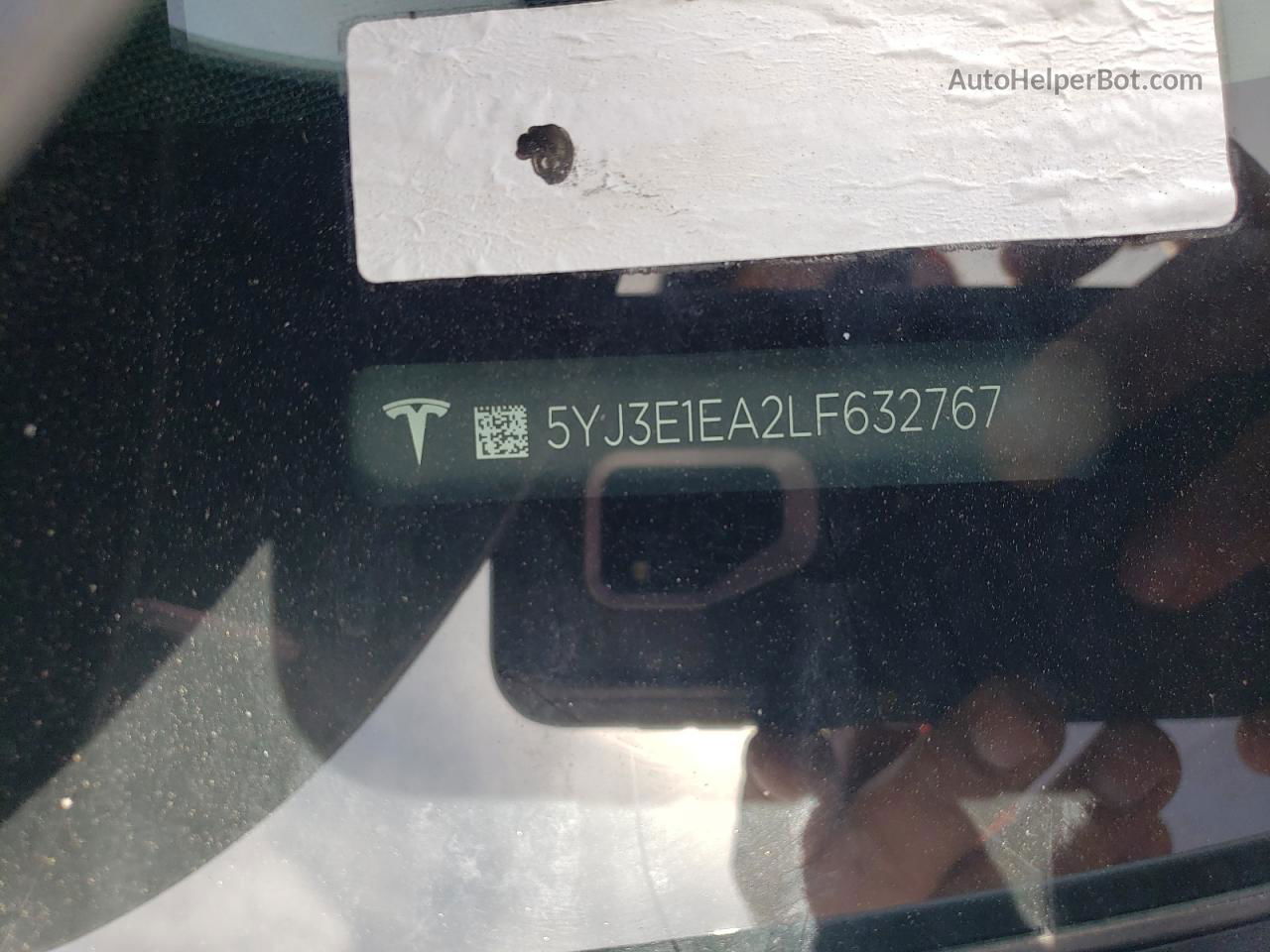 2020 Tesla Model 3  White vin: 5YJ3E1EA2LF632767