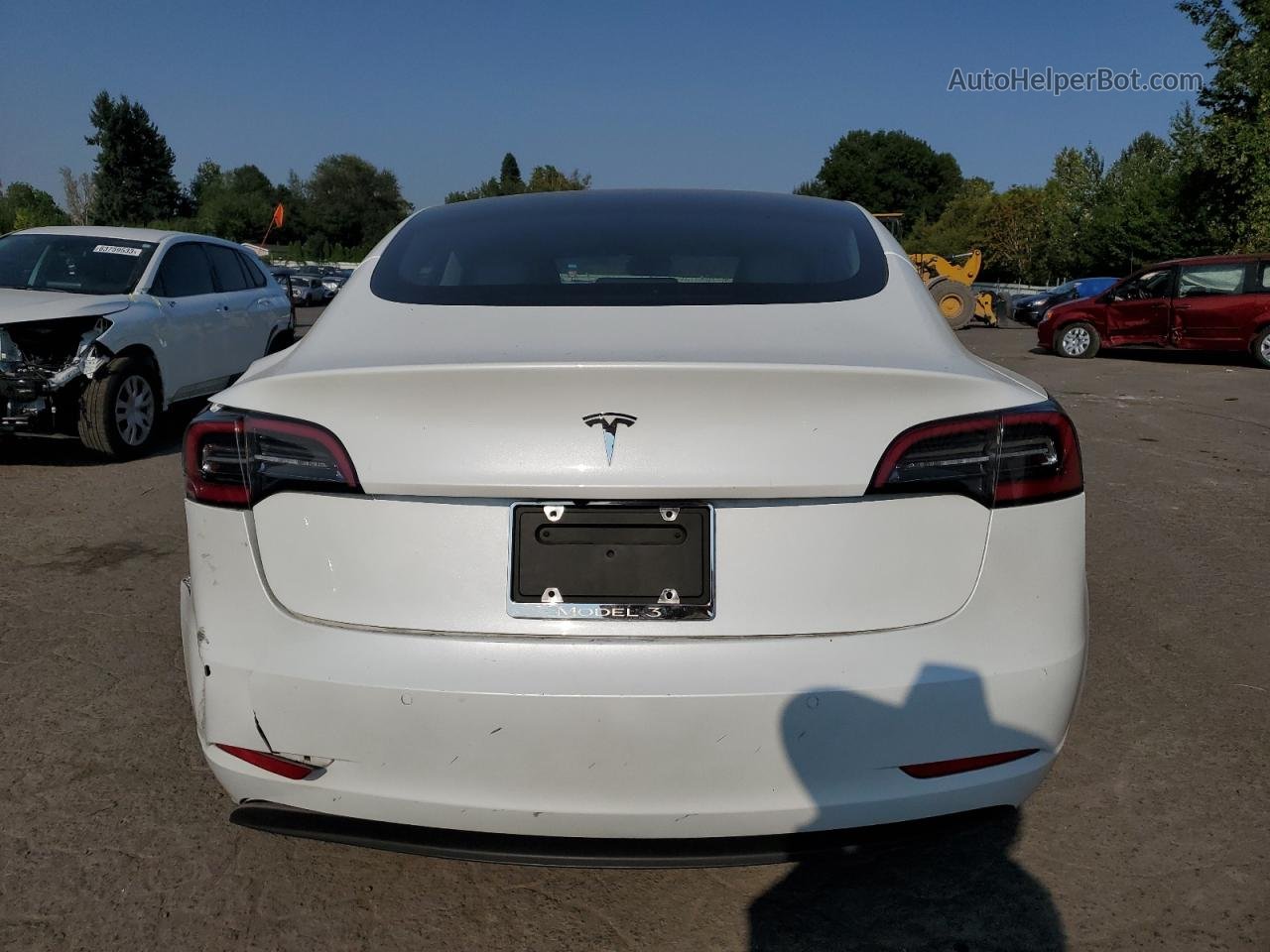 2019 Tesla Model 3  White vin: 5YJ3E1EA2LF633398