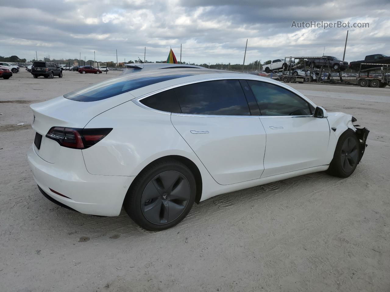 2020 Tesla Model 3  White vin: 5YJ3E1EA2LF785911