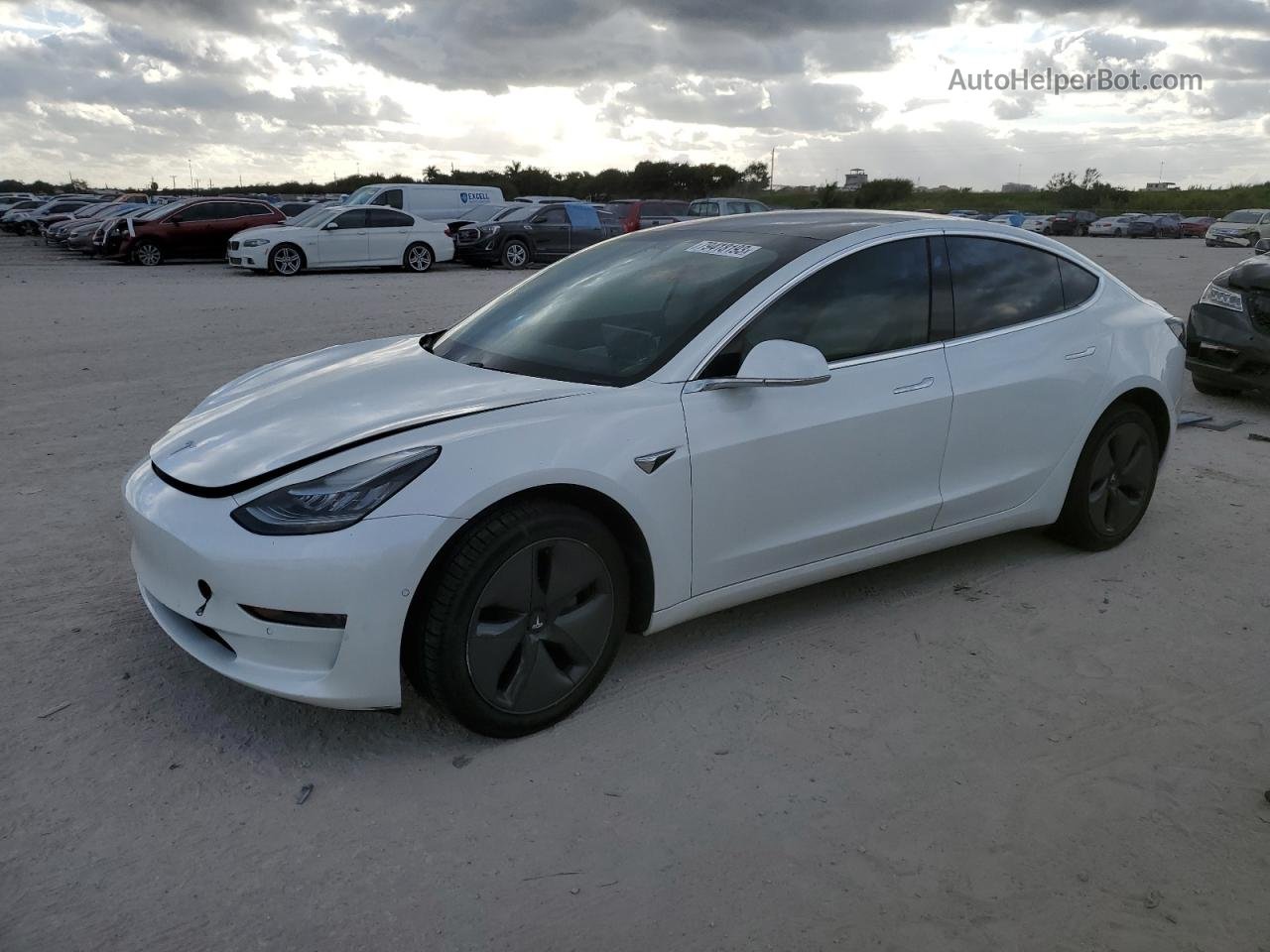 2020 Tesla Model 3  White vin: 5YJ3E1EA2LF785911