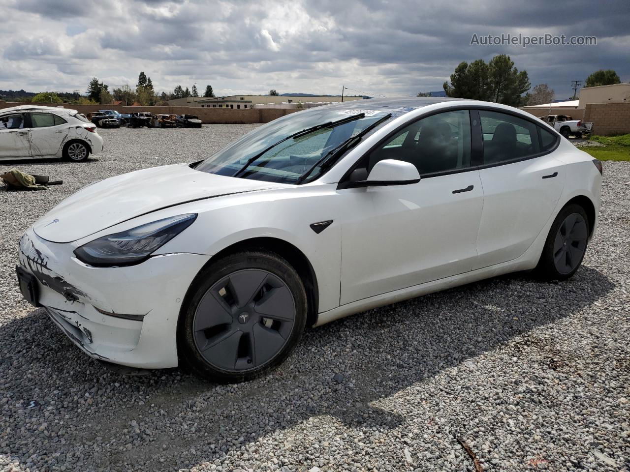 2022 Tesla Model 3  White vin: 5YJ3E1EA2NF243047