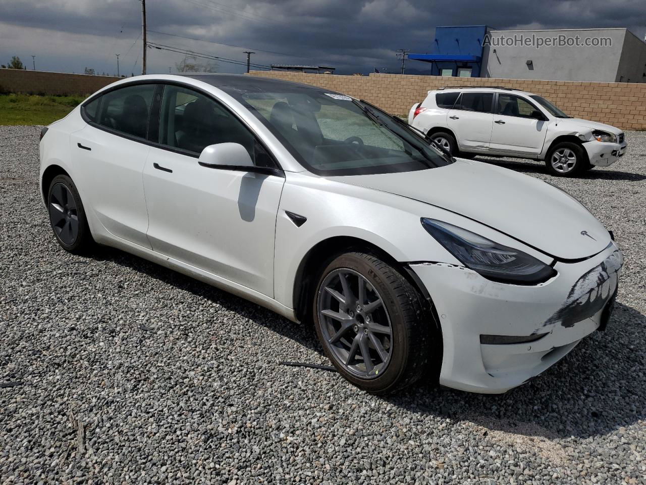 2022 Tesla Model 3  White vin: 5YJ3E1EA2NF243047