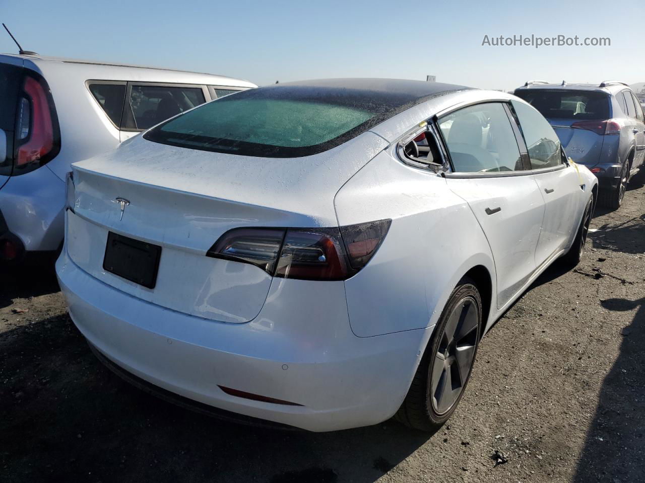 2022 Tesla Model 3  White vin: 5YJ3E1EA2NF248040