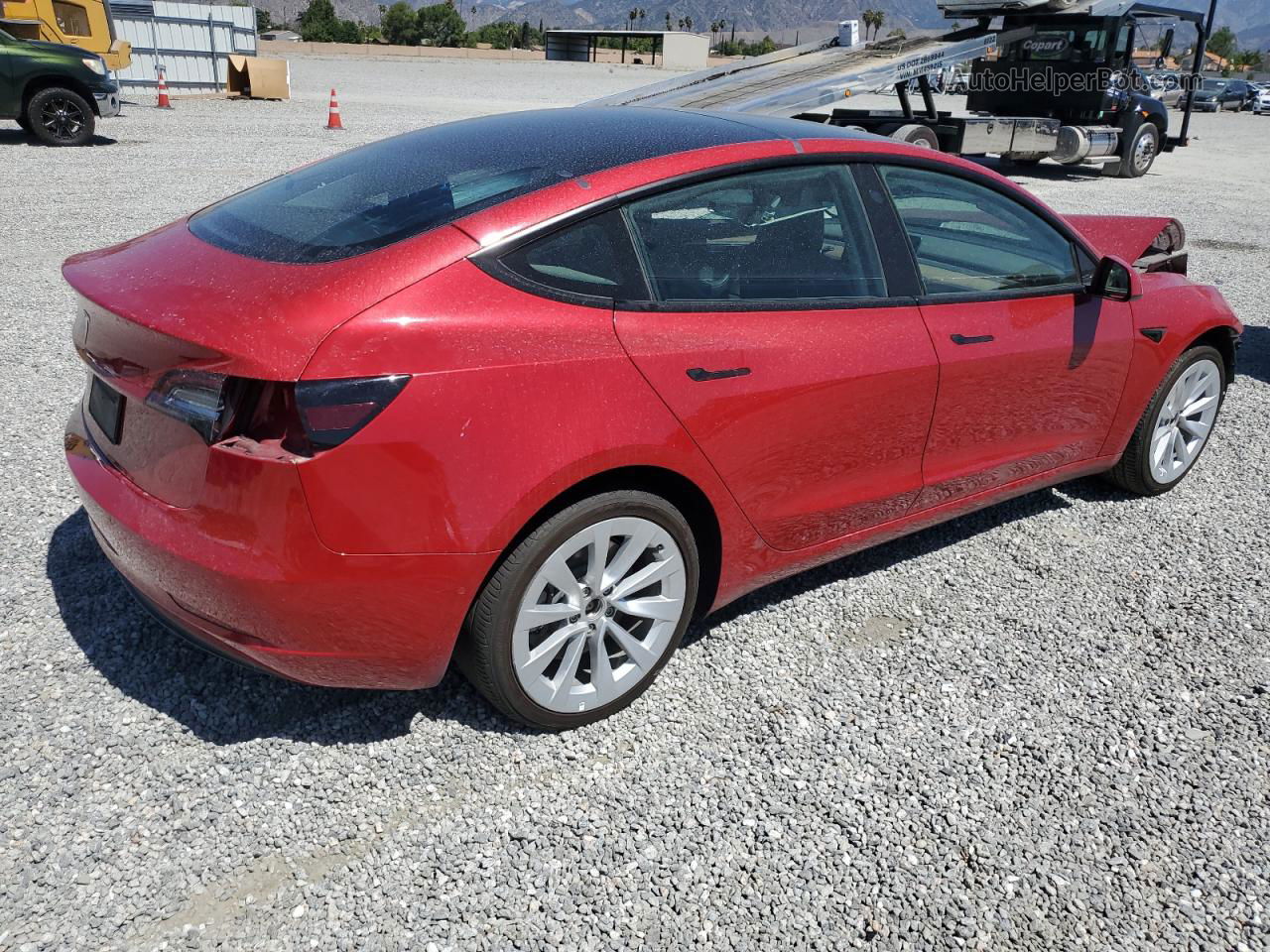 2022 Tesla Model 3  Red vin: 5YJ3E1EA2NF303957