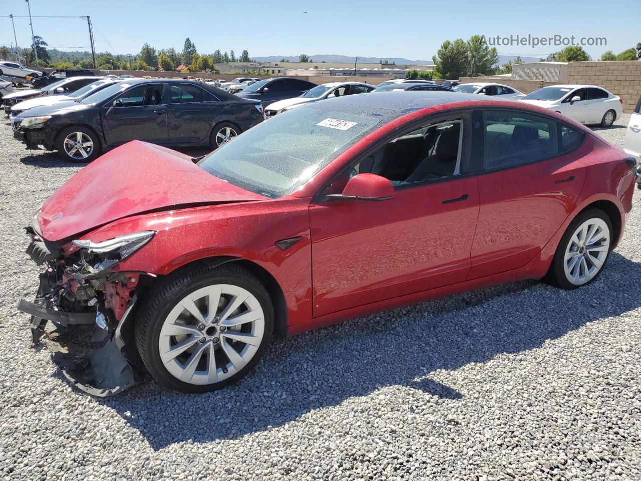 2022 Tesla Model 3  Red vin: 5YJ3E1EA2NF303957