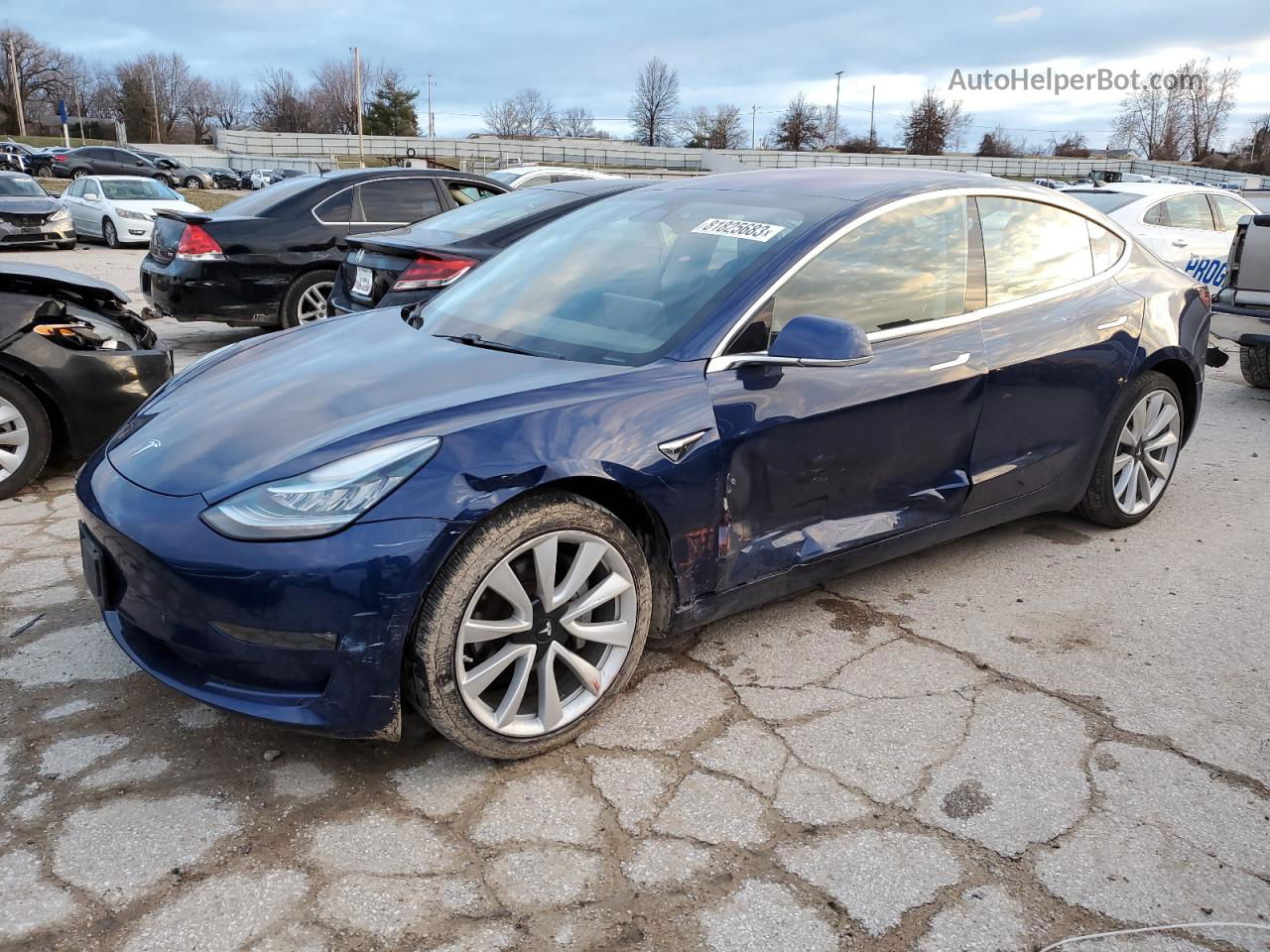 2018 Tesla Model 3  Синий vin: 5YJ3E1EA3JF008117