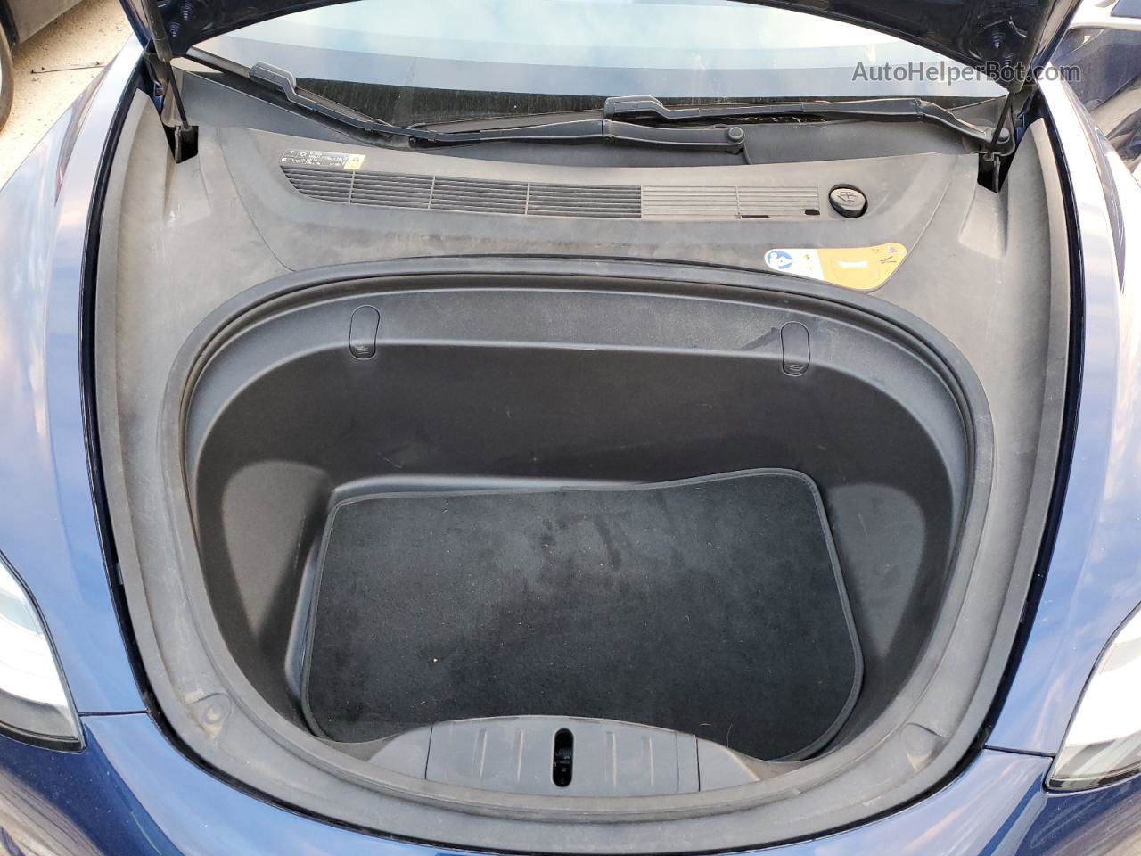 2018 Tesla Model 3  Blue vin: 5YJ3E1EA3JF008117