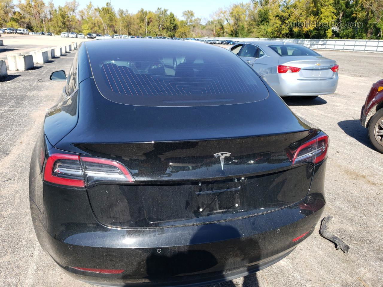 2018 Tesla Model 3  Черный vin: 5YJ3E1EA3JF030389