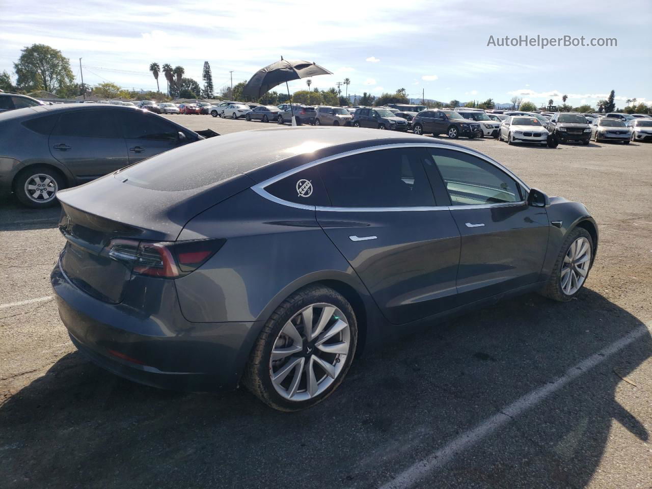 2018 Tesla Model 3  Black vin: 5YJ3E1EA3JF060525