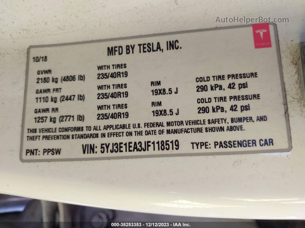 2018 Tesla Model 3 Long Range/mid Range Белый vin: 5YJ3E1EA3JF118519