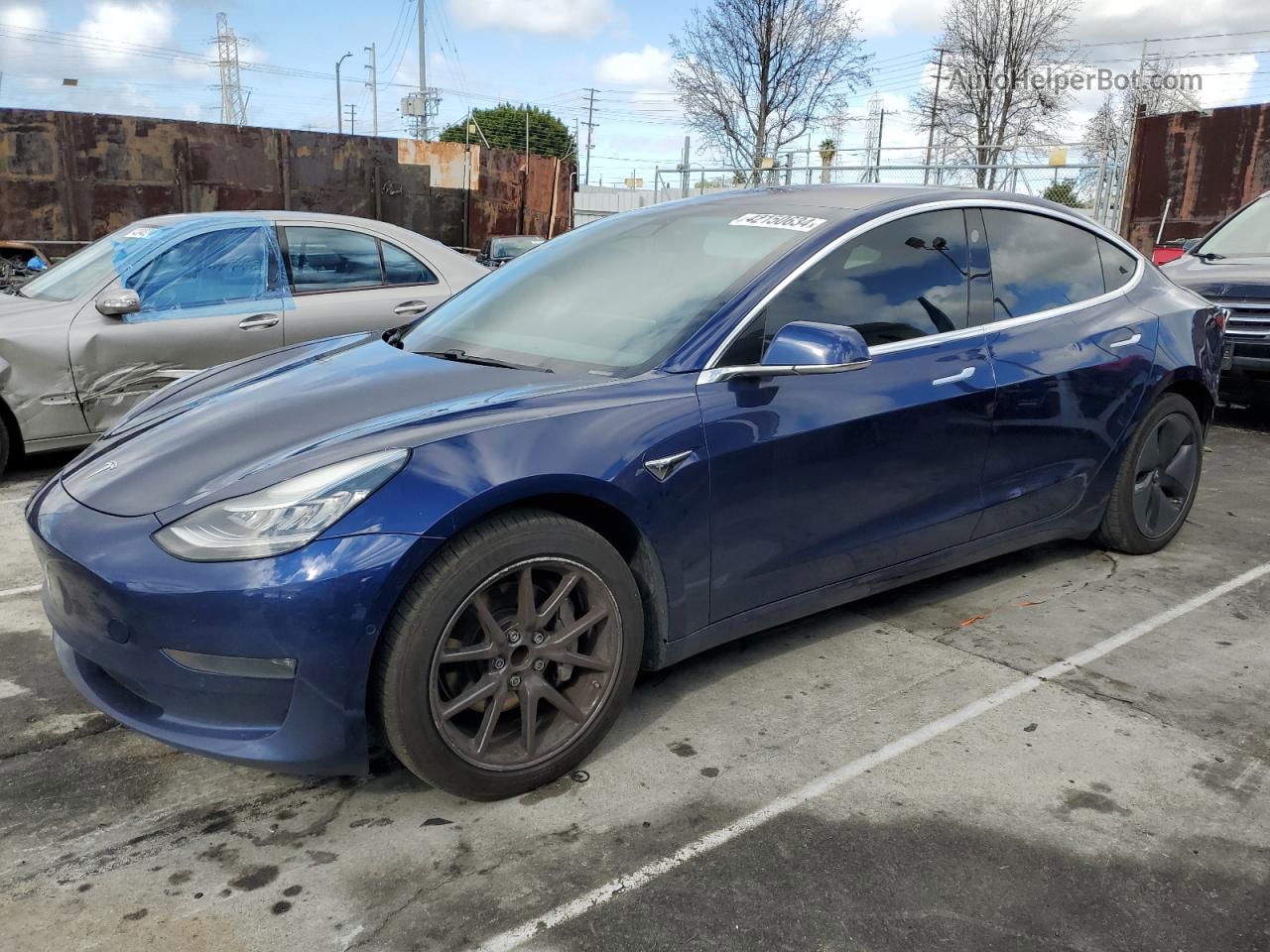 2018 Tesla Model 3  Синий vin: 5YJ3E1EA3JF124756