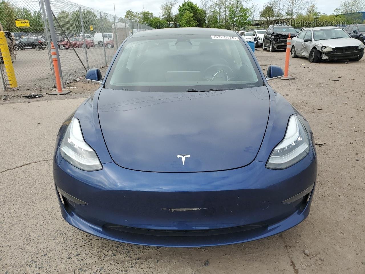 2019 Tesla Model 3  Синий vin: 5YJ3E1EA3KF309309