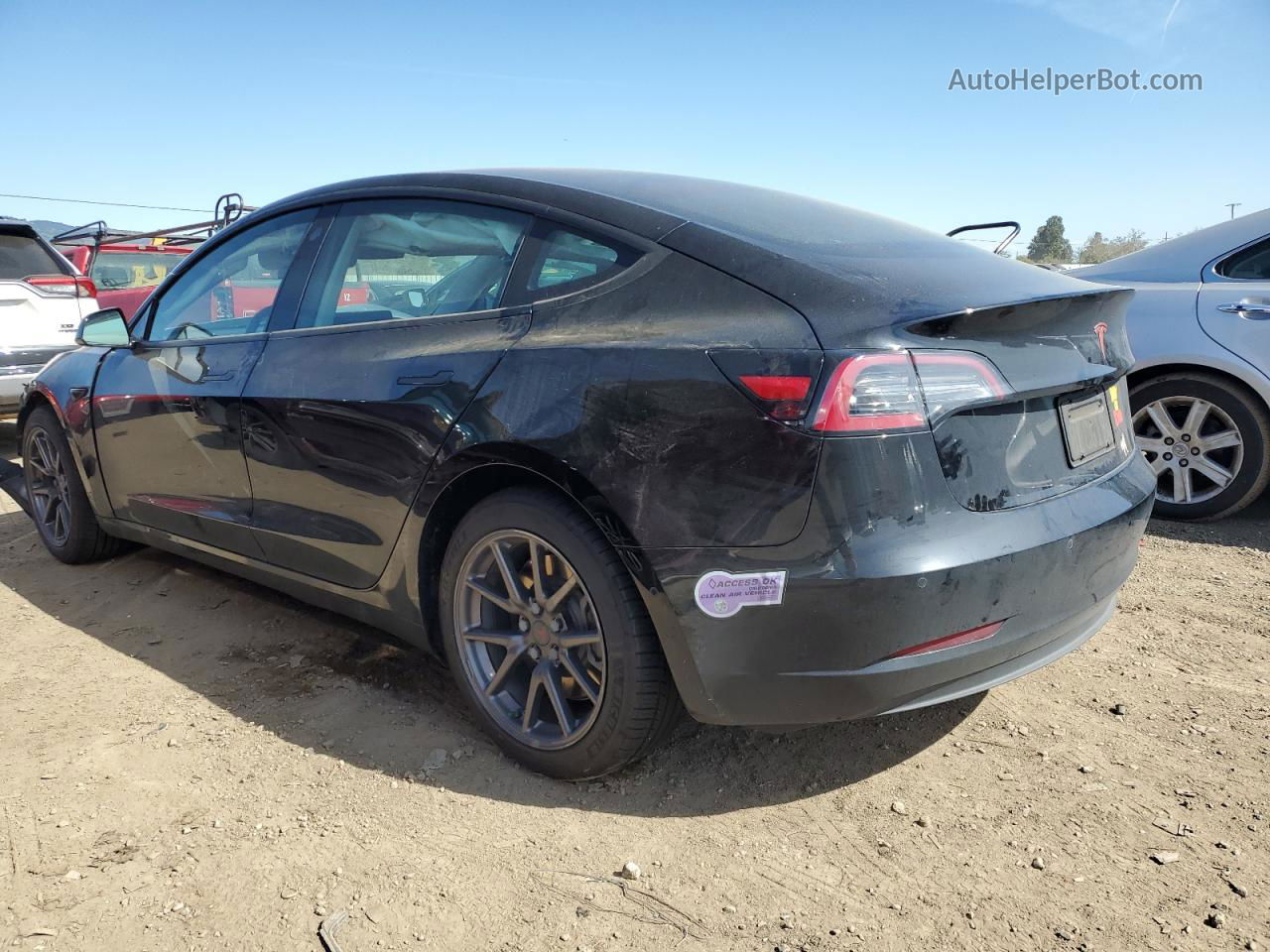 2019 Tesla Model 3  Black vin: 5YJ3E1EA3KF324666