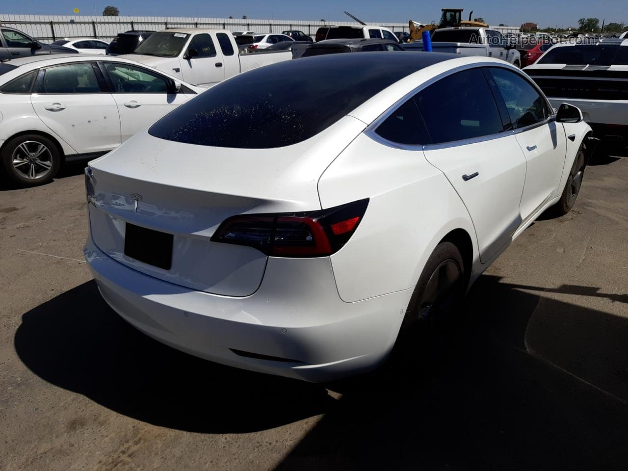 2019 Tesla Model 3  Белый vin: 5YJ3E1EA3KF509333
