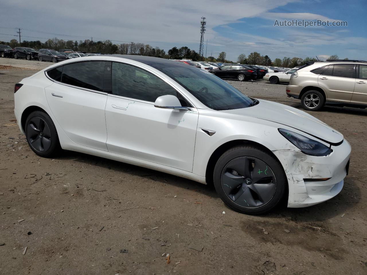 2020 Tesla Model 3  Белый vin: 5YJ3E1EA3LF597527